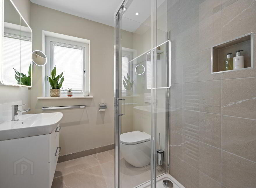 54 Ferndene Road, Dundonald, Belfast, BT16 2EW