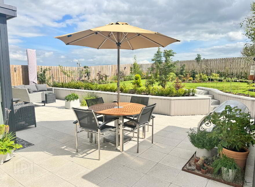 54 Ferndene Road, Dundonald, Belfast, BT16 2EW
