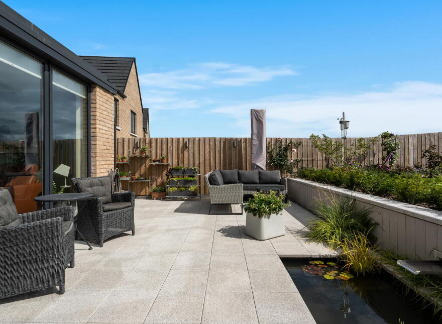 54 Ferndene Road, Dundonald, Belfast, BT16 2EW