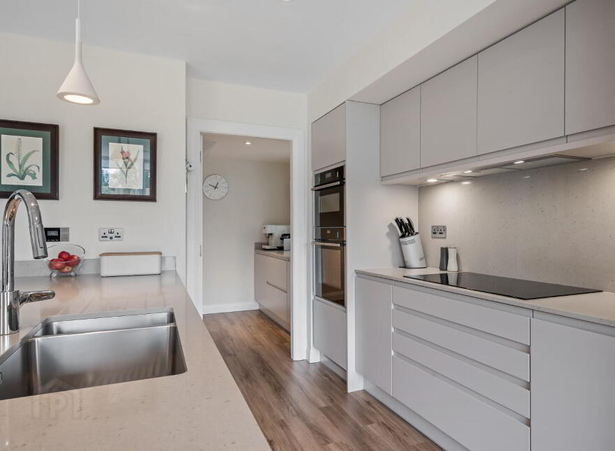 54 Ferndene Road, Dundonald, Belfast, BT16 2EW
