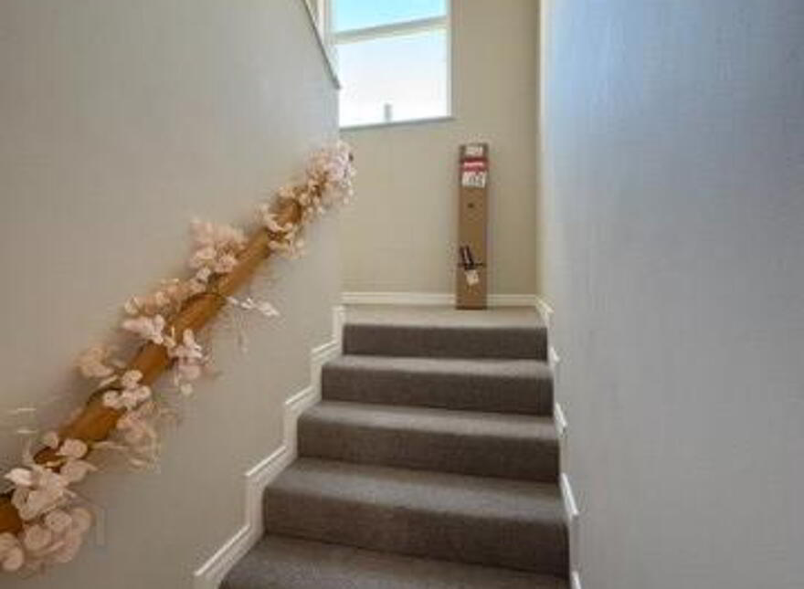STUDENT LET 2026-27, 18B Parklea, Portstewart, BT55 7HA