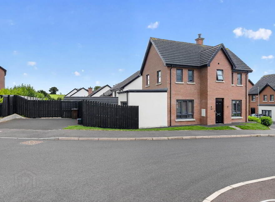 3 Brooke Hall Mews, Belfast, BT8 6WW