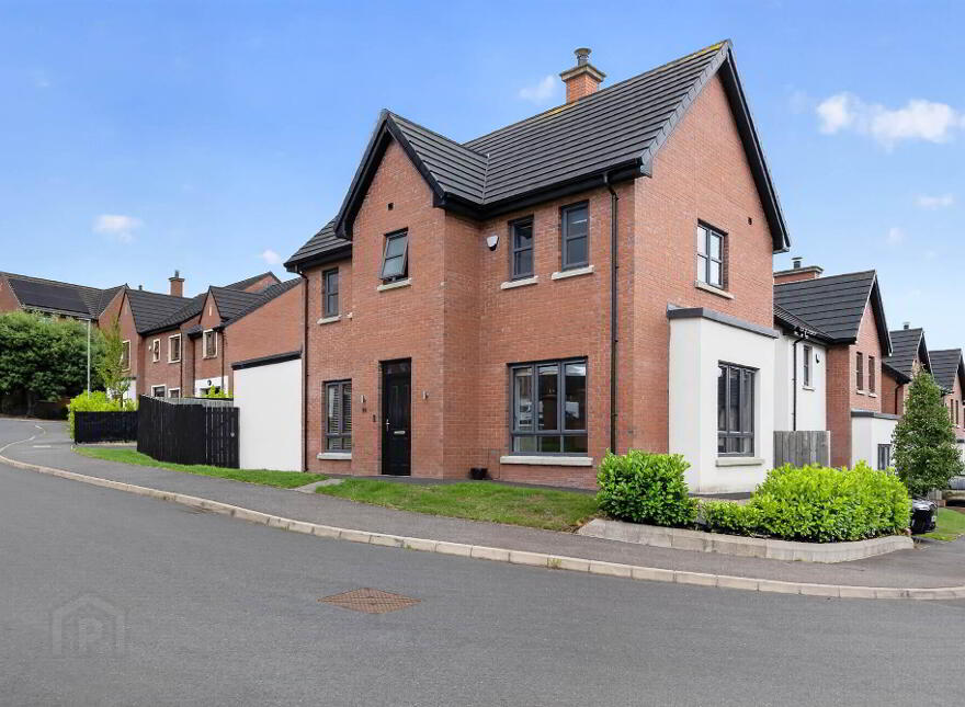 3 Brooke Hall Mews, Belfast, BT8 6WW