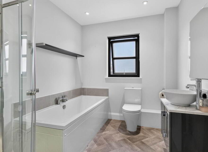 3 Brooke Hall Mews, Belfast, BT8 6WW
