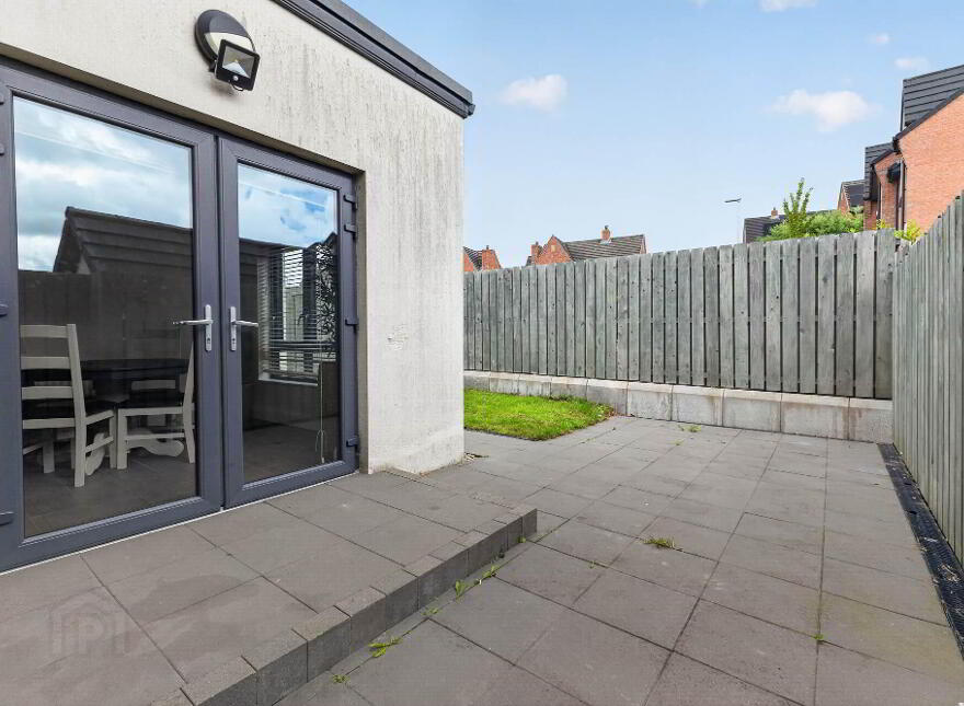 3 Brooke Hall Mews, Belfast, BT8 6WW