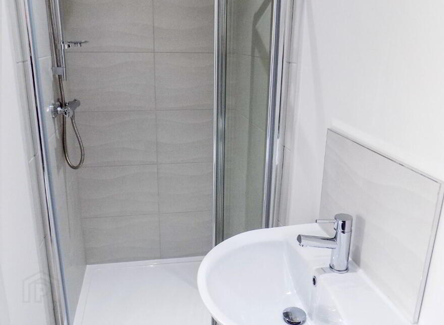 5 Larch Lane, Lisburn, BT28 2ZX