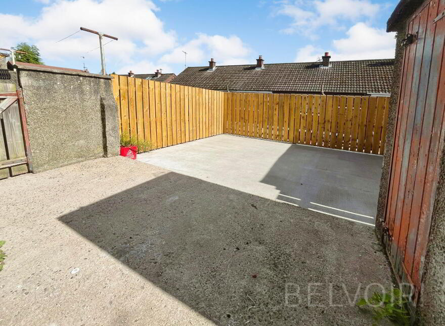32 Brookvale Rise, Lisburn, BT28 1DE