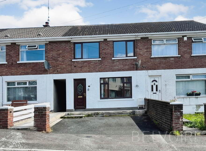 32 Brookvale Rise, Lisburn, BT28 1DE