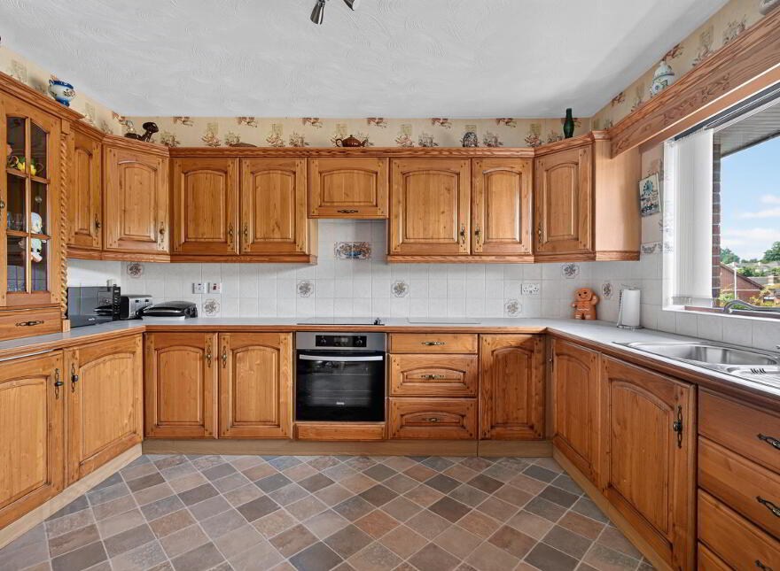 30 Barnfield Road, Derriaghy, Lisburn, BT28 3TQ