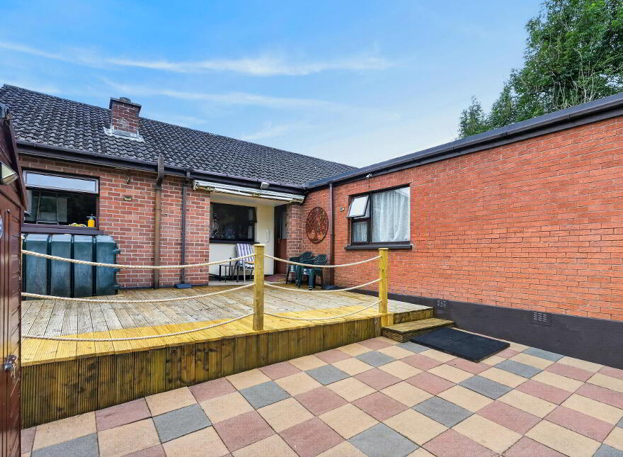 30 Barnfield Road, Derriaghy, Lisburn, BT28 3TQ