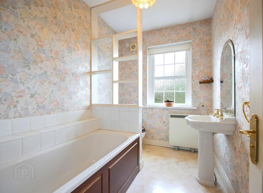 7 Hamilton Harty Court, Ballynahinch Street, Royal Hillsborough, BT26 6FA