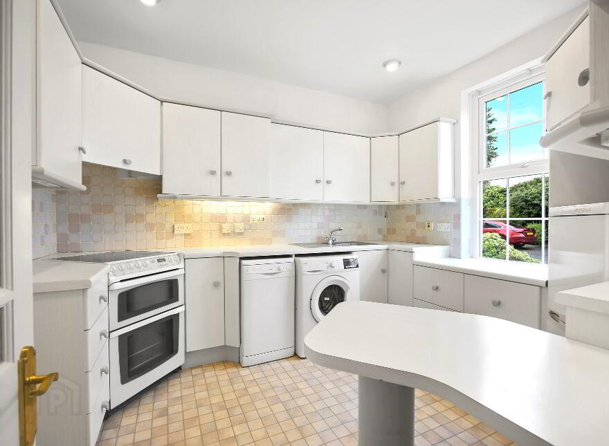 7 Hamilton Harty Court, Ballynahinch Street, Royal Hillsborough, BT26 6FA
