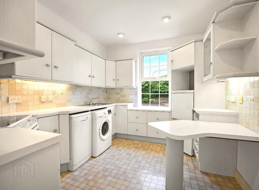 7 Hamilton Harty Court, Ballynahinch Street, Royal Hillsborough, BT26 6FA