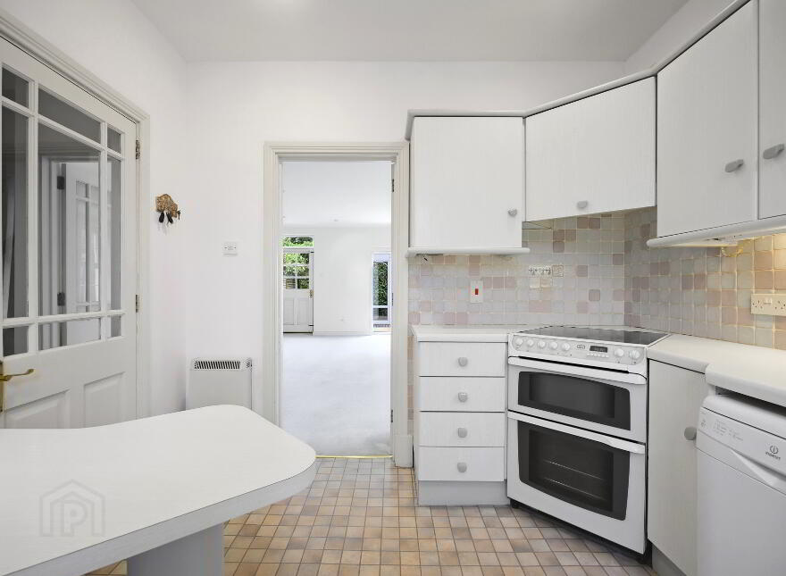 7 Hamilton Harty Court, Ballynahinch Street, Royal Hillsborough, BT26 6FA