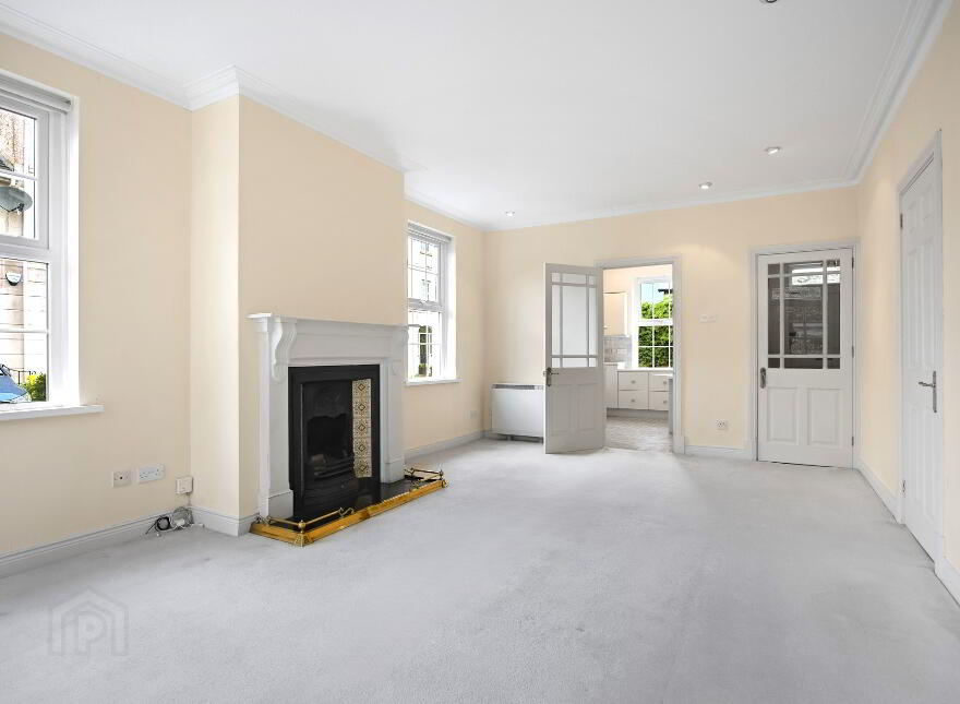 7 Hamilton Harty Court, Ballynahinch Street, Royal Hillsborough, BT26 6FA