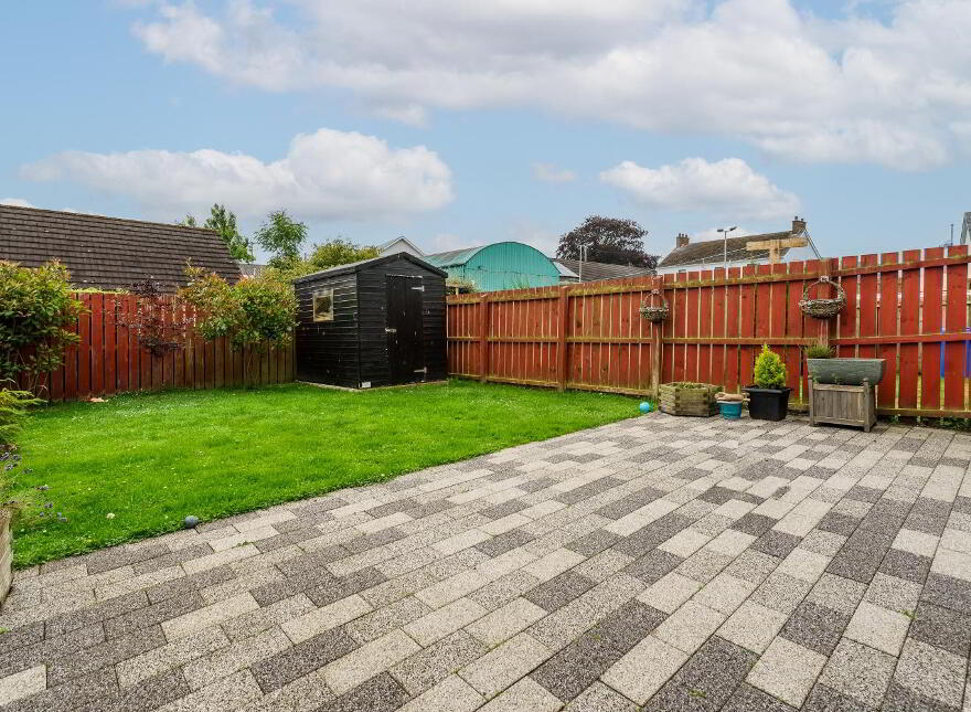 17 Berryhill Gardens, Artigarvan, Strabane, BT82 0FF