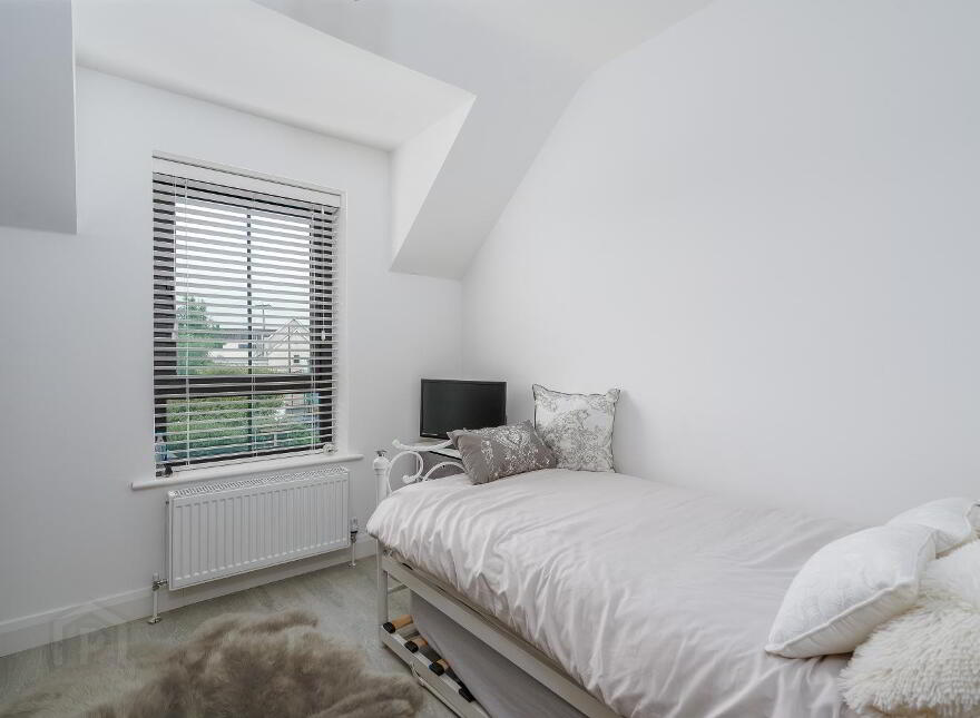 17 Berryhill Gardens, Artigarvan, Strabane, BT82 0FF