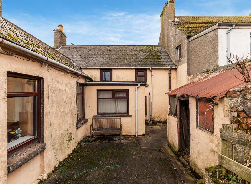 28 Main Street, Ballywalter, BT22 2PG