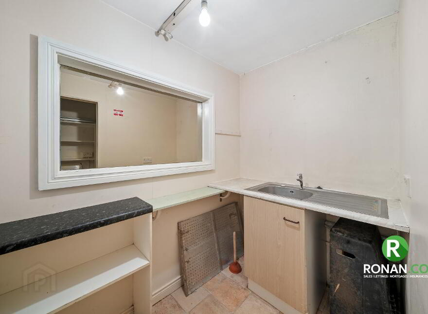 6 Ballycolman Avenue, Strabane, BT82 9AF