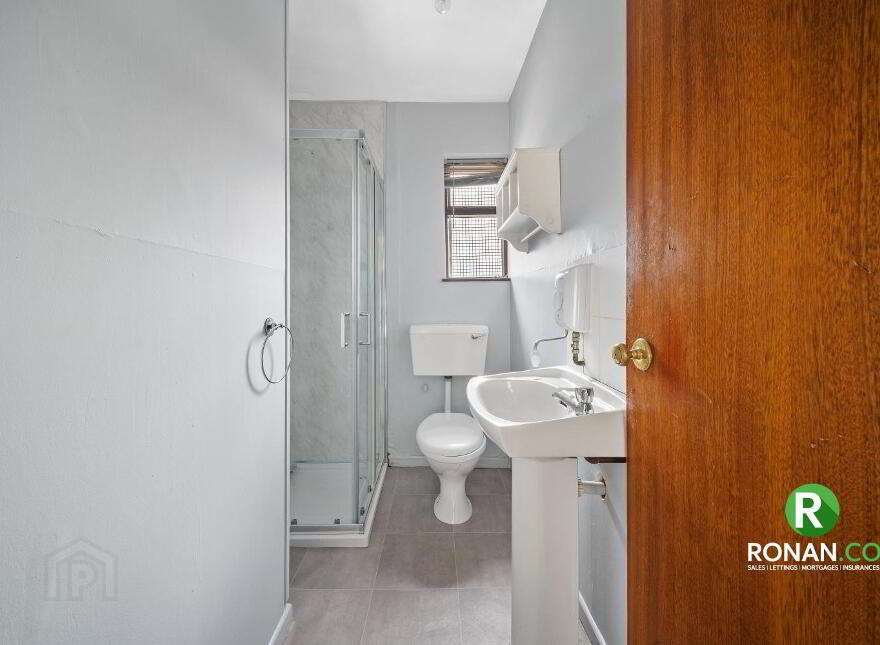 6 Ballycolman Avenue, Strabane, BT82 9AF