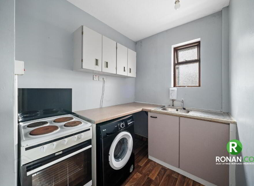 6 Ballycolman Avenue, Strabane, BT82 9AF