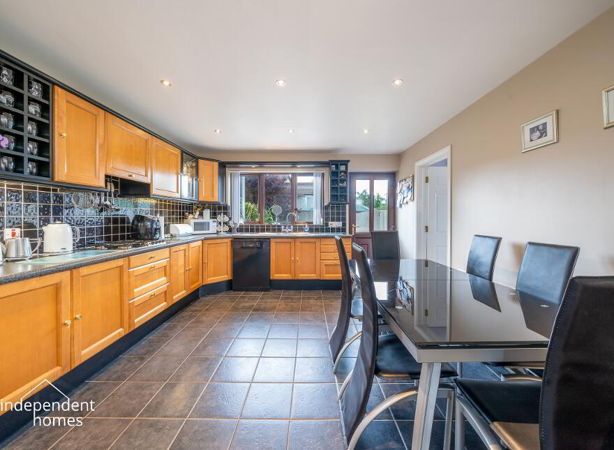 113 Croft Manor, Ballygally, Larne, BT40 2RU