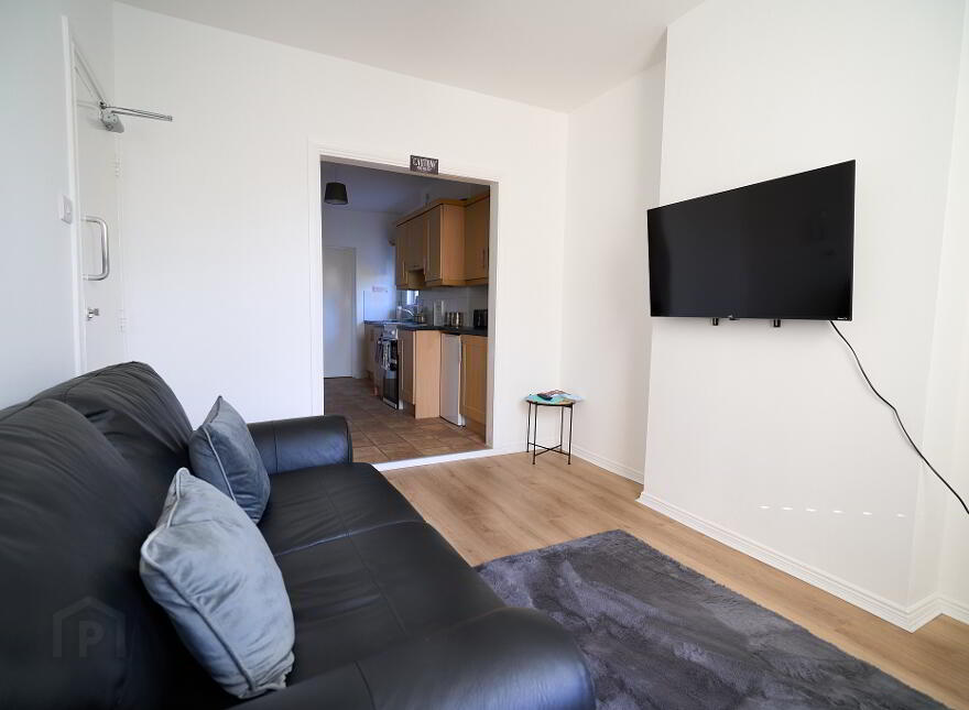 A, 18 Barrview, Dundrum, BT33 0ND