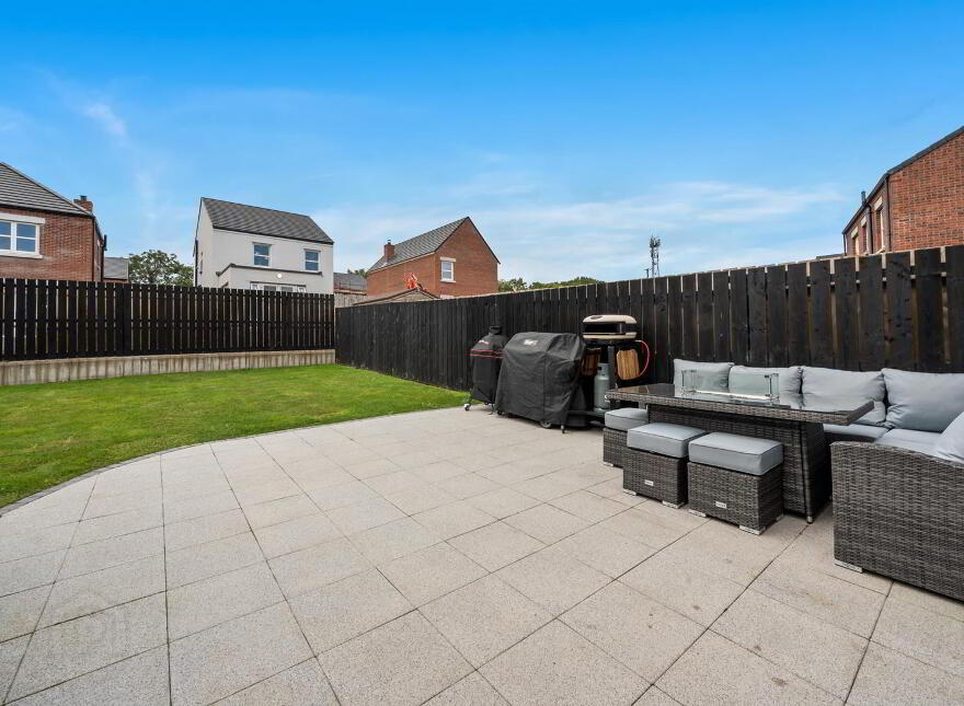 38 Prince Regent Park, Newtownards, BT23 7FT