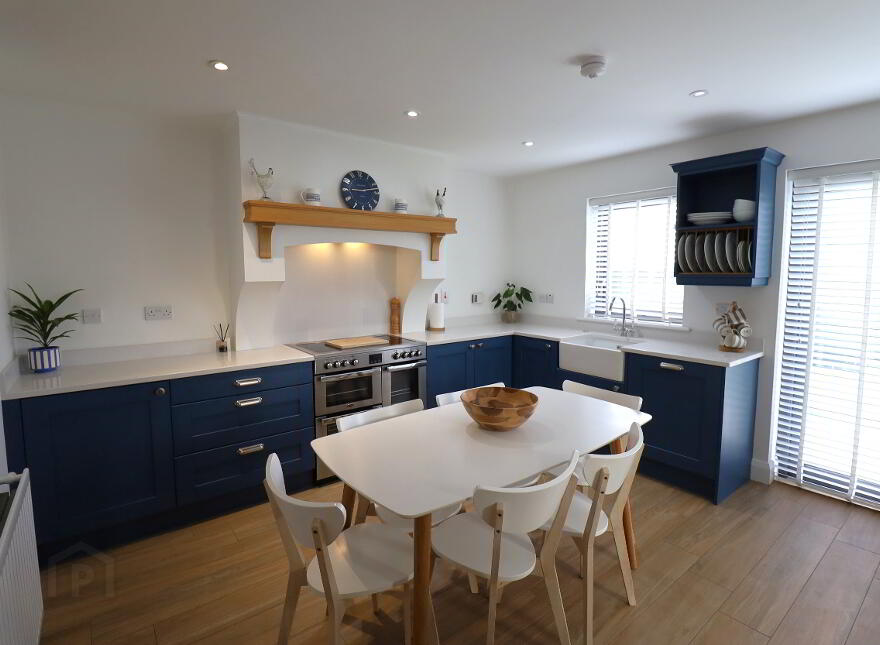 5 Harbour Close, Kilkeel, BT34 4WB