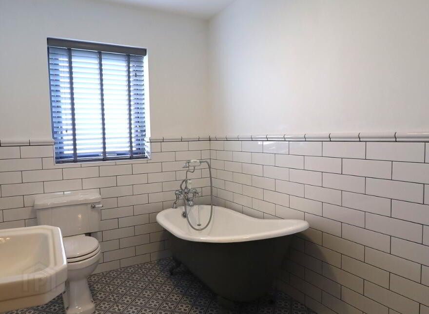 5 Harbour Close, Kilkeel, BT34 4WB