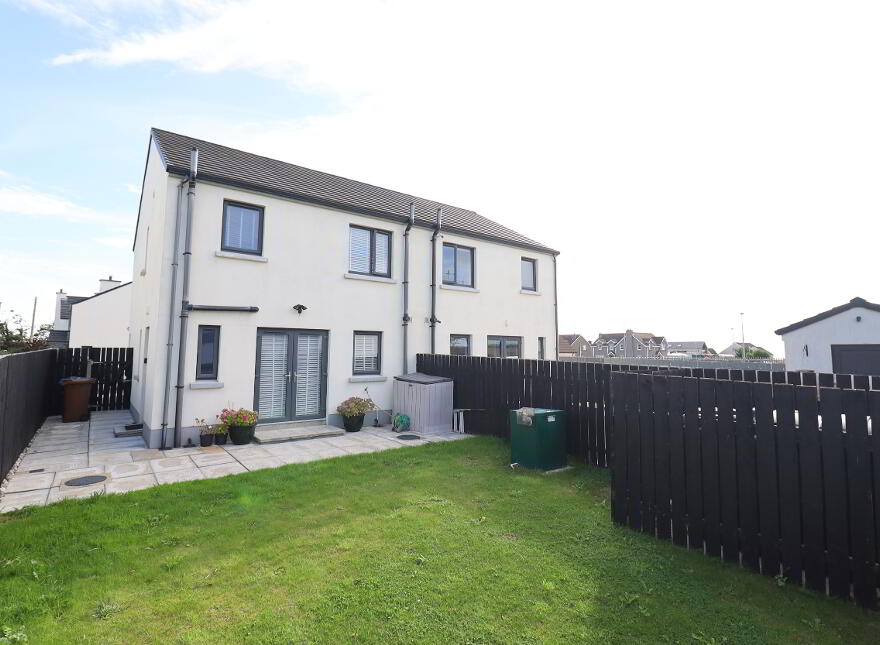 5 Harbour Close, Kilkeel, BT34 4WB