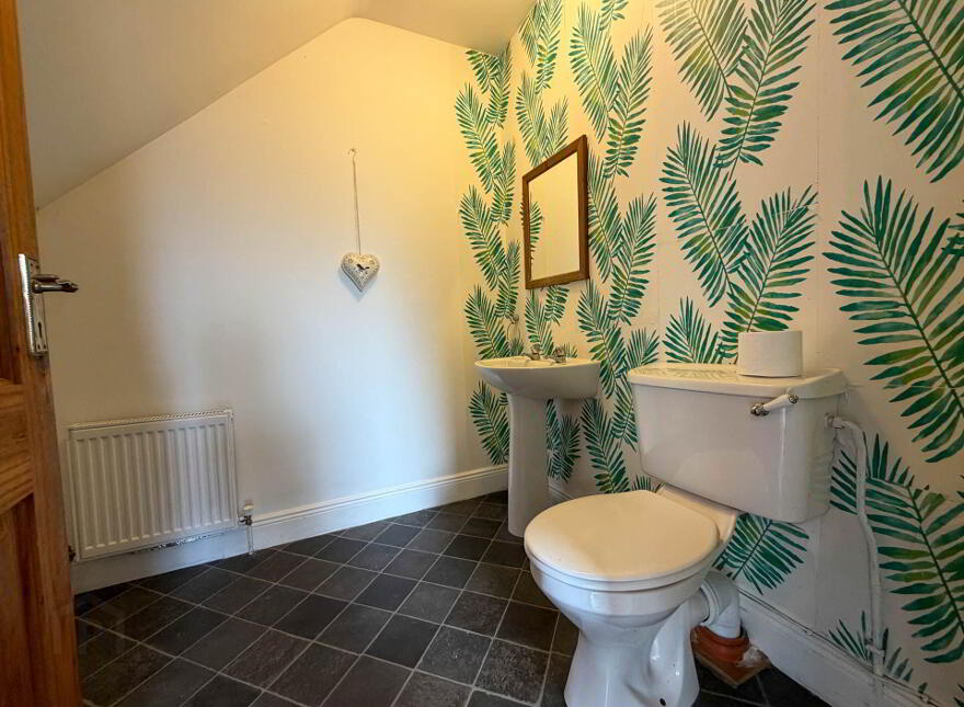 5 Woodfield Park, Newcastle West, V42TX43