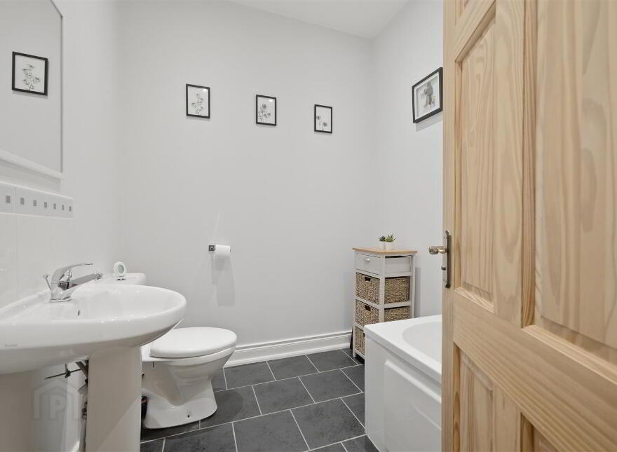 8 Station Park, Crossgar, BT30 9FB