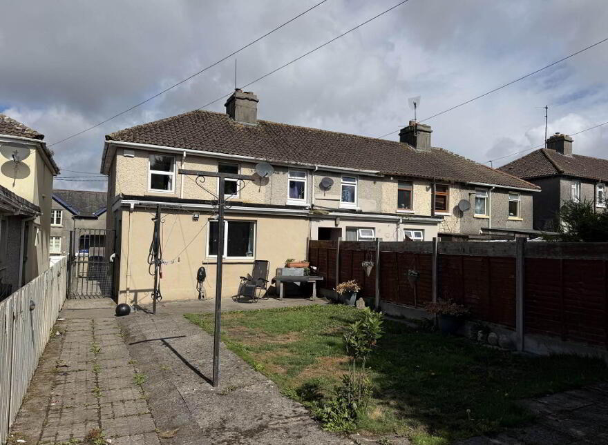 12 Limerick Street, Roscrea, E53A312