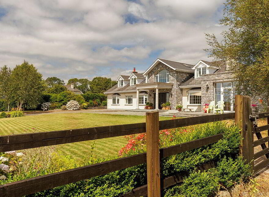 Glebe House, Clonea Lower, Dungarvan, X35H762