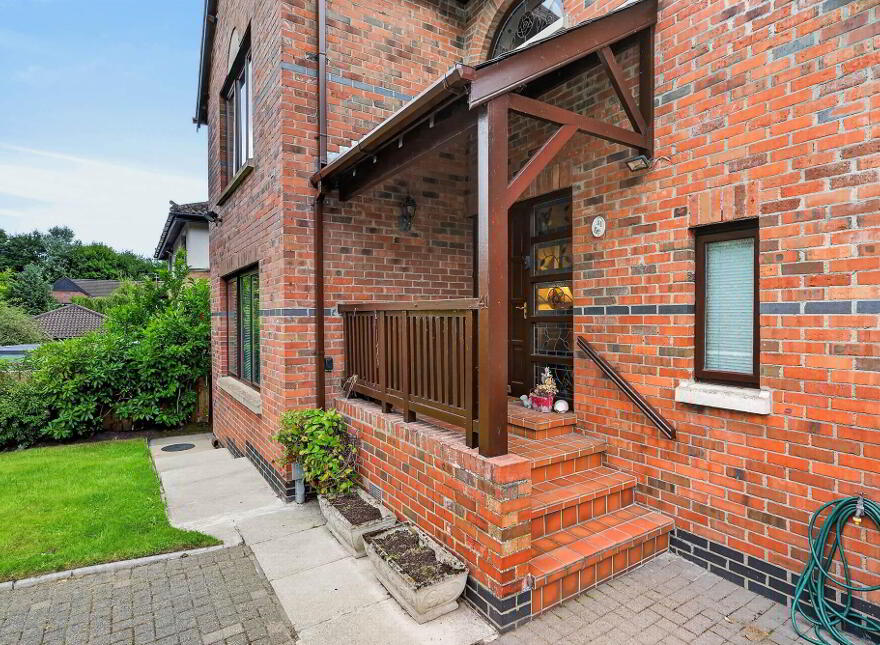 41 Malone Meadows, Belfast, BT9 5BG