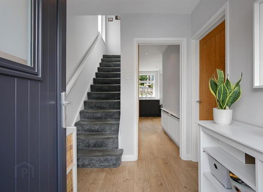 61 Ballygowan Road, Belfast, BT5 7LJ