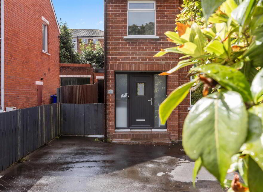 61 Ballygowan Road, Belfast, BT5 7LJ