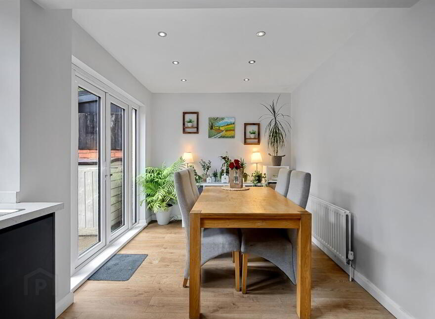 61 Ballygowan Road, Belfast, BT5 7LJ