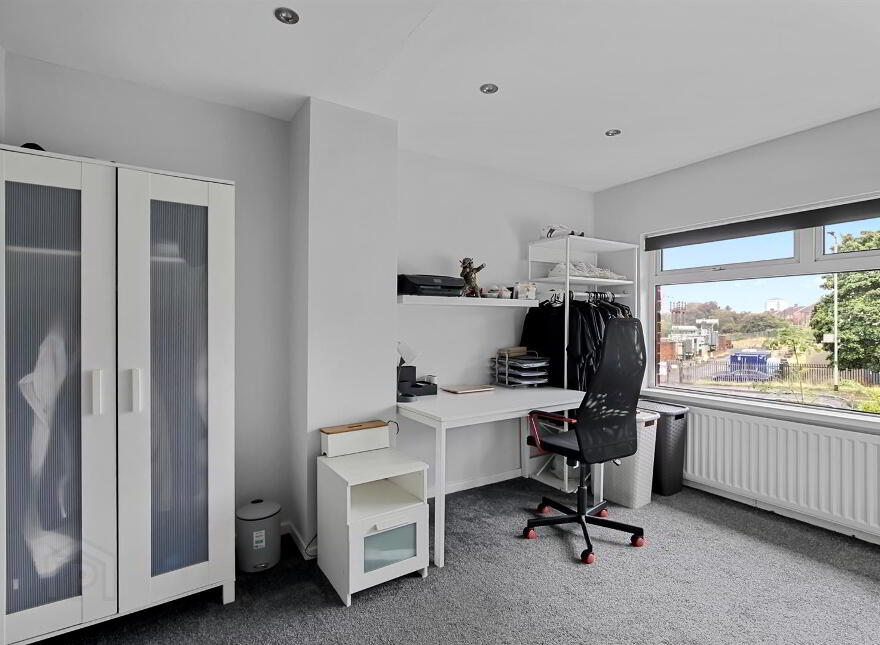 61 Ballygowan Road, Belfast, BT5 7LJ