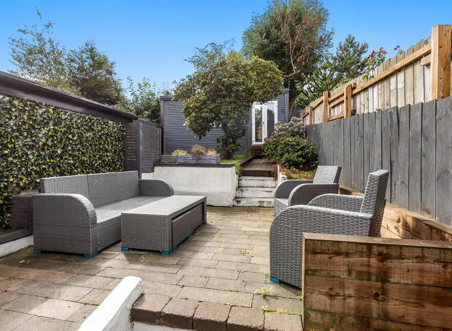 61 Ballygowan Road, Belfast, BT5 7LJ