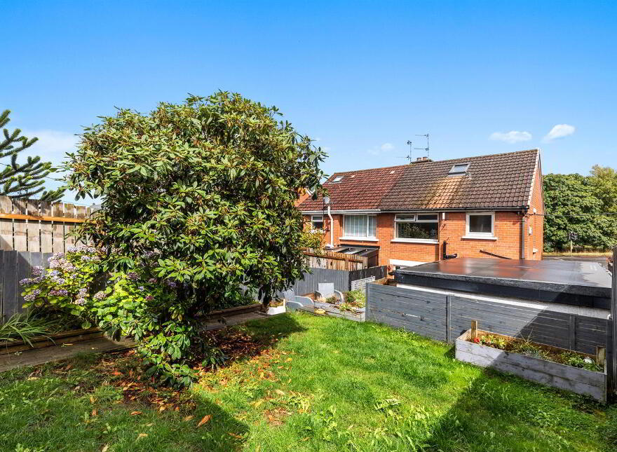61 Ballygowan Road, Belfast, BT5 7LJ