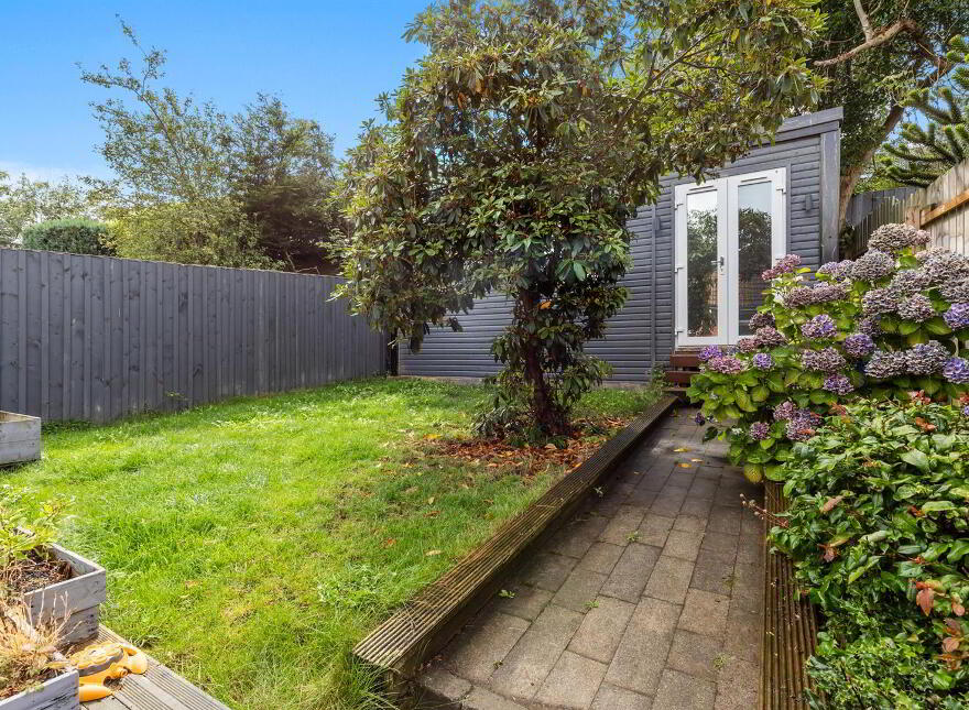 61 Ballygowan Road, Belfast, BT5 7LJ