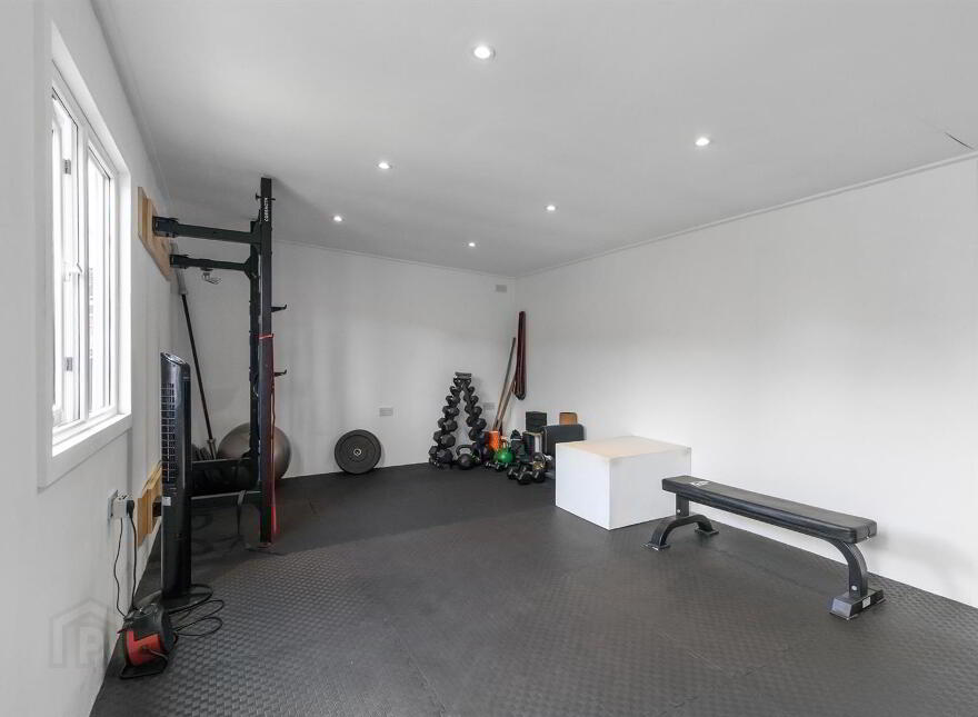 61 Ballygowan Road, Belfast, BT5 7LJ