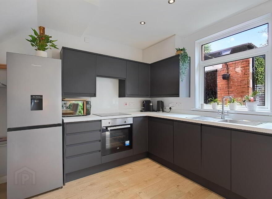 61 Ballygowan Road, Belfast, BT5 7LJ