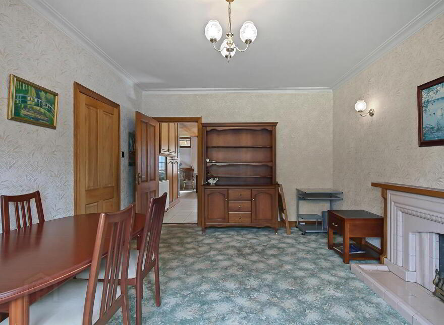 687 Upper Newtownards Road, Belfast, BT4 3NT