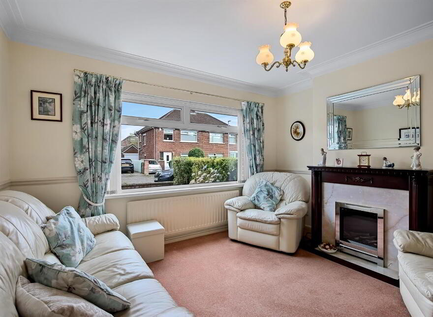 25 Kilmakee Park, Gilnahirk, Belfast, BT5 7QY