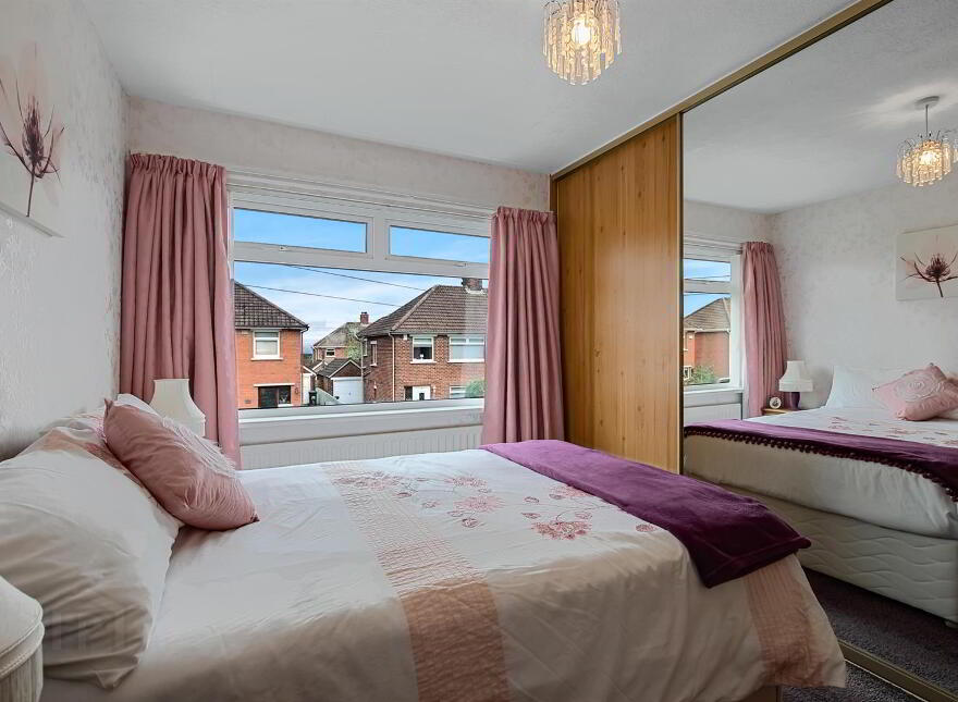 25 Kilmakee Park, Gilnahirk, Belfast, BT5 7QY