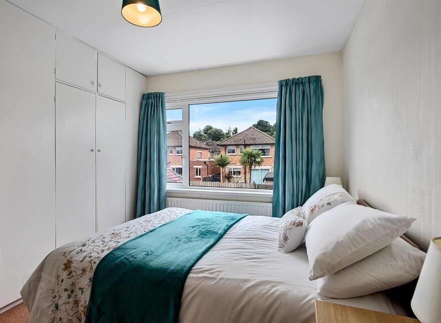 25 Kilmakee Park, Gilnahirk, Belfast, BT5 7QY