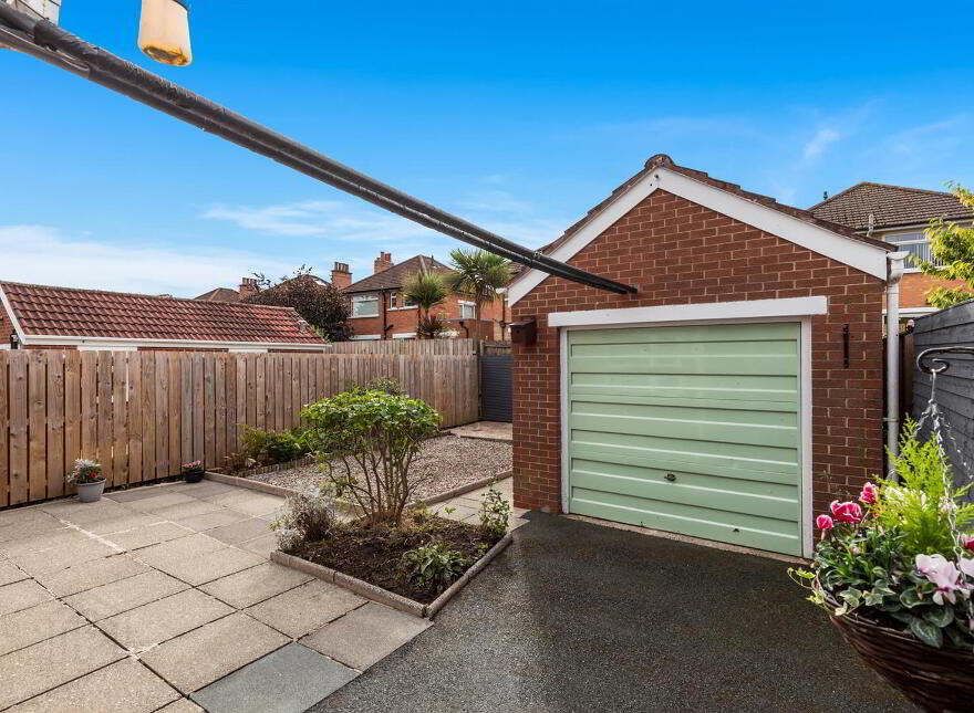 25 Kilmakee Park, Gilnahirk, Belfast, BT5 7QY